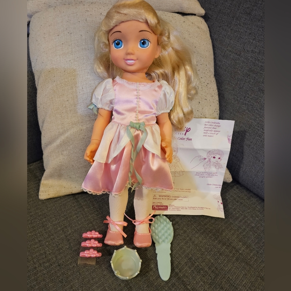Disney Princess Little Cinderella Colour Fun Doll